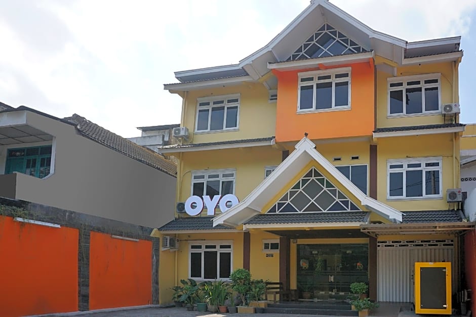 OYO 902 Hotel Pondok Anggun