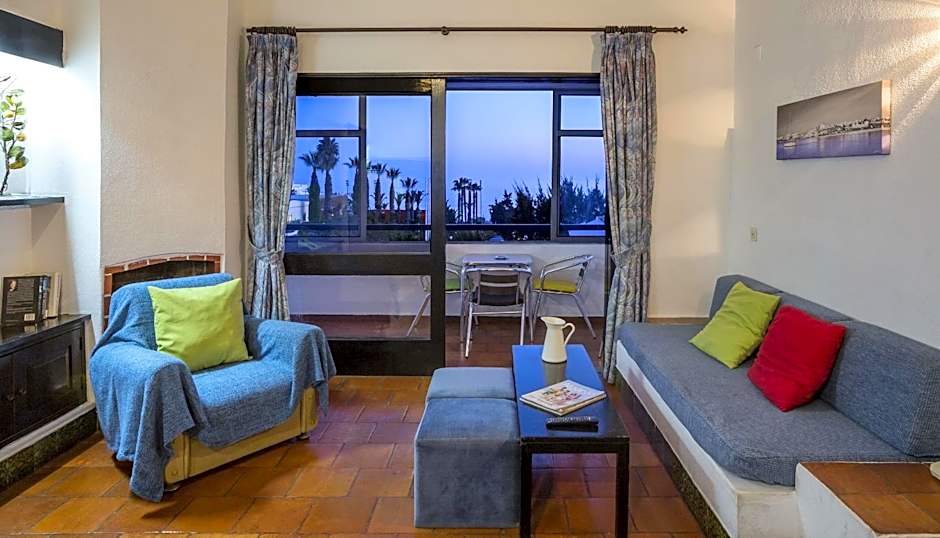 Apartamentos Azul Mar