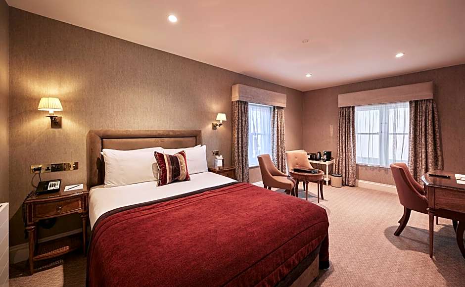 Wivenhoe House Hotel