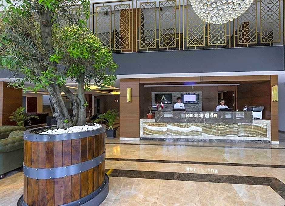 Grand Vaves Otel