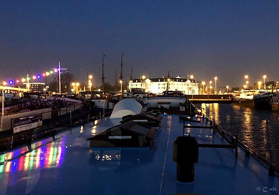 Botel Elodie