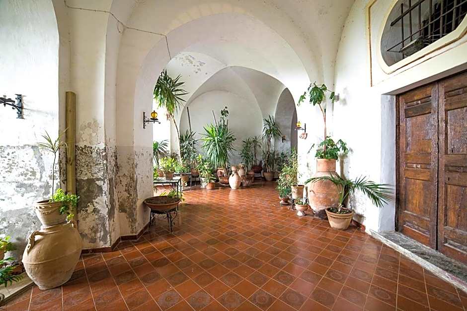 B&B Bouganville