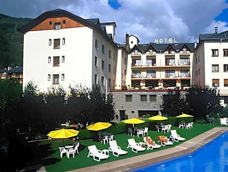 Hotel Restaurant Pessets & SPA