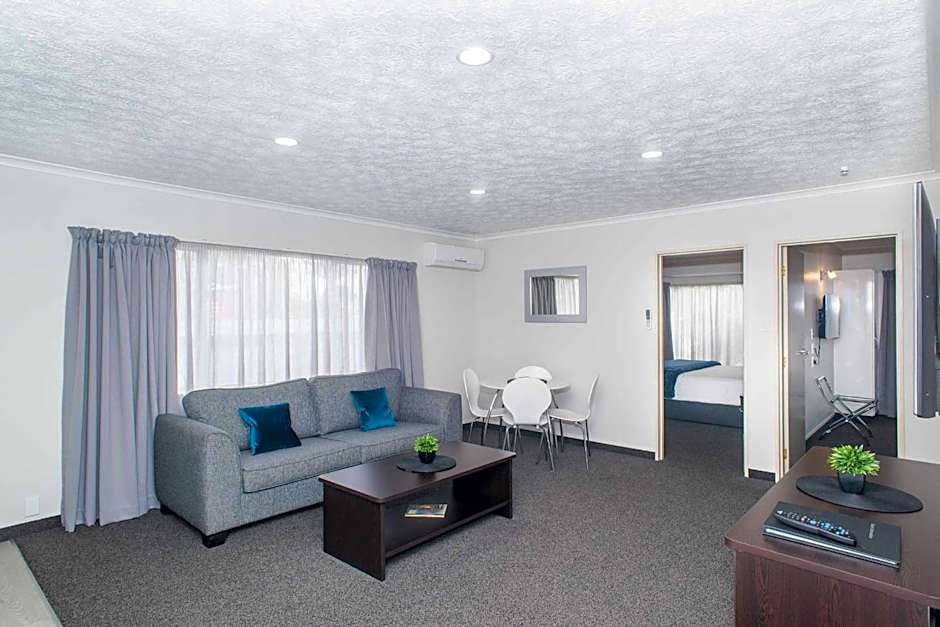 White Heron Motor Lodge