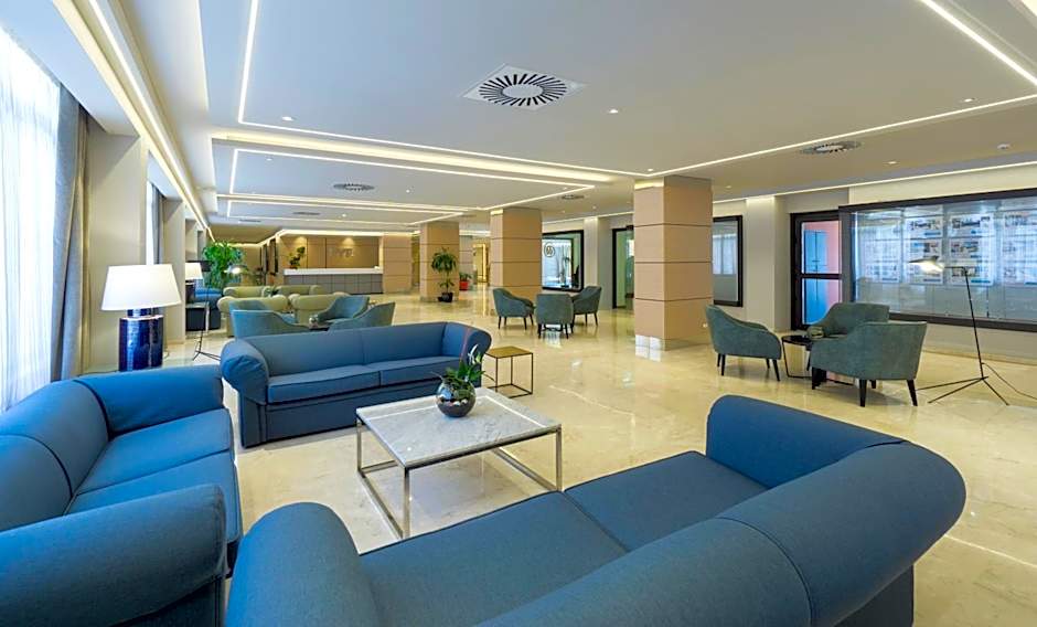 Hotel Apartamentos Pyr Fuengirola