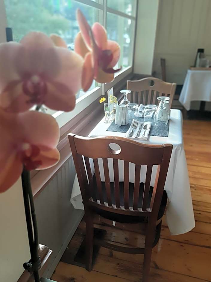 Stonewater Manor B&B