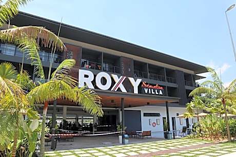 Roxy Sematan Villa & Townhouse