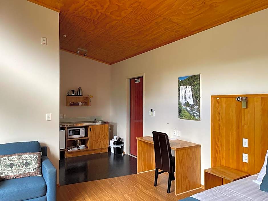 Waitomo Lodge