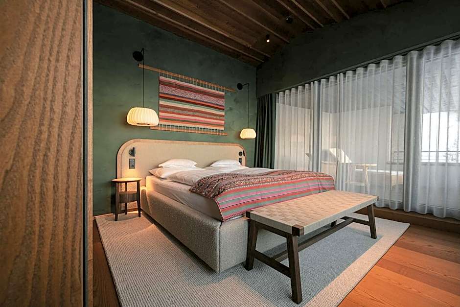 New Hotel Kristberg in Lech with SPA, outdoor pool and view