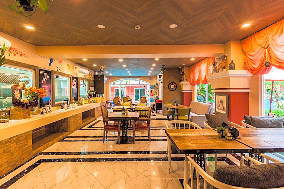 Seven Sea Condo & Water Park Pattaya By the Sea