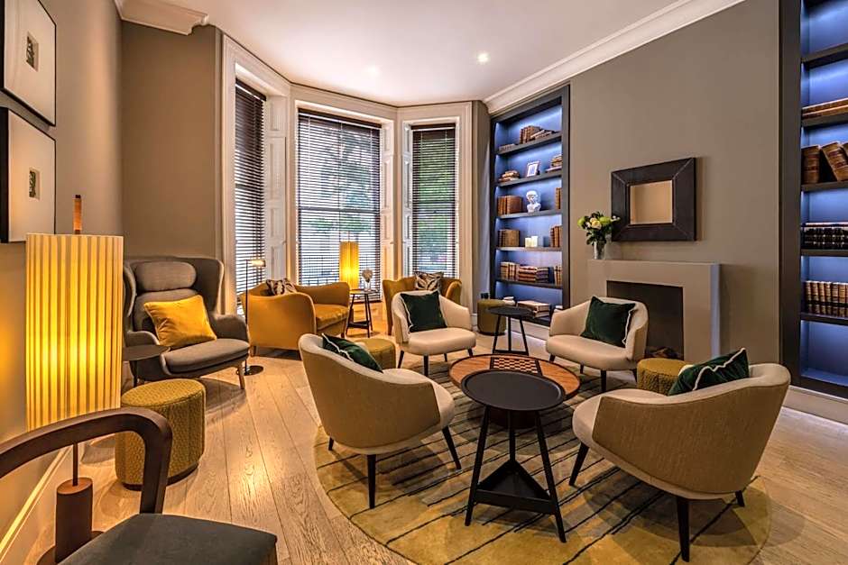 The Resident Kensington (formerly The Nadler Kensington)