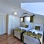 Ozgur City Residence