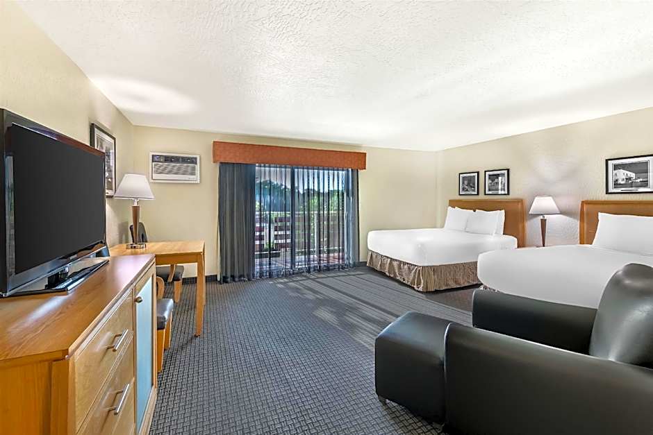 Best Western Pine Tree Motel