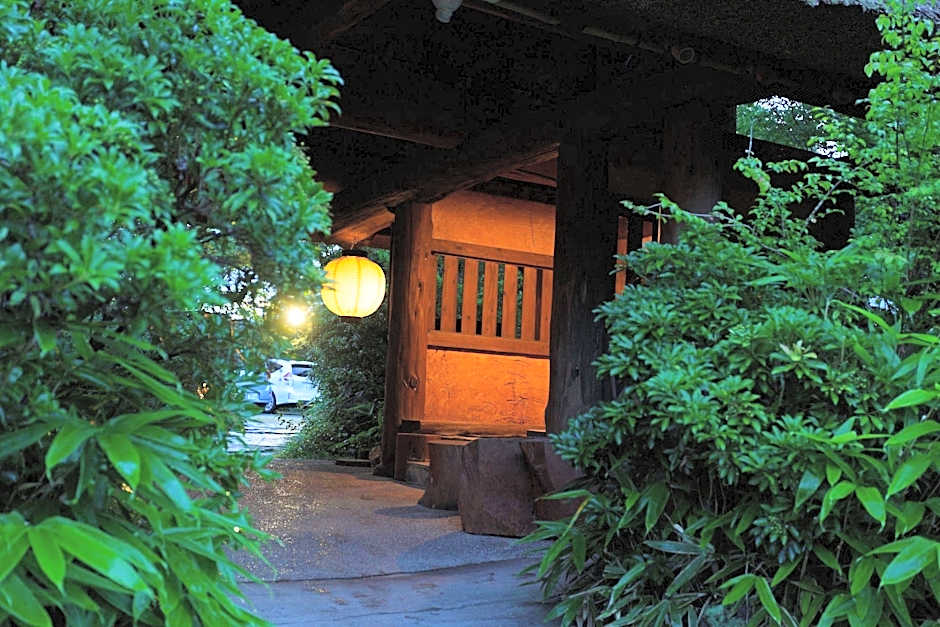 Yufuin Ryokan Nogiku