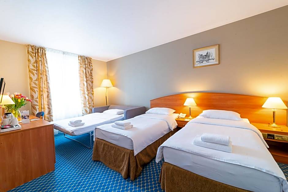 Warmiński Hotel & Conference