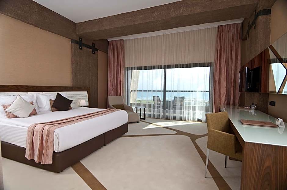 Noahs Ark Deluxe Hotel Spa