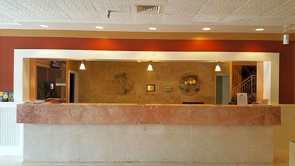 Imperial Swan Hotel & Suites