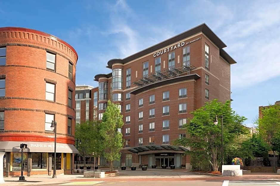 Courtyard by Marriott Boston Brookline