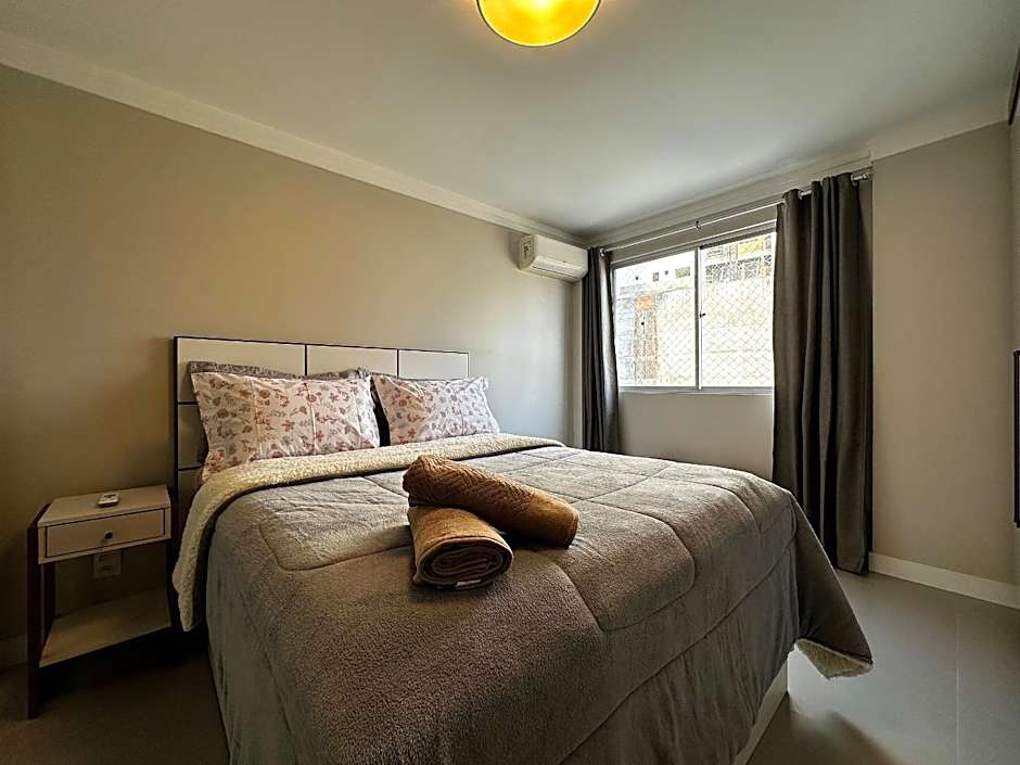 SC01 - 1 Quarto| Centro| Reformado e Completo