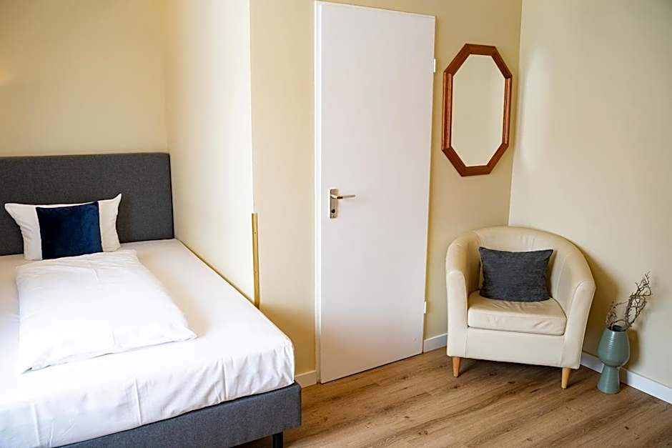 Hotel Altmünchen by Blattl