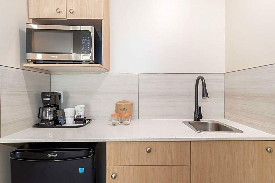 Sandman Hotel & Suites Regina