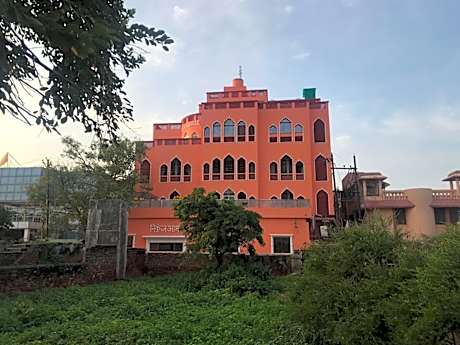 Nikunj Ashram Vrindavan
