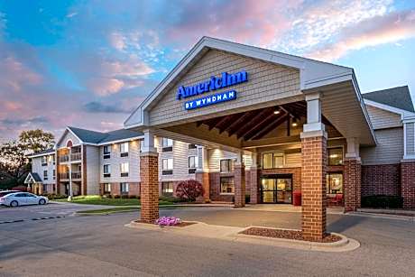 AmericInn by Wyndham Madison South