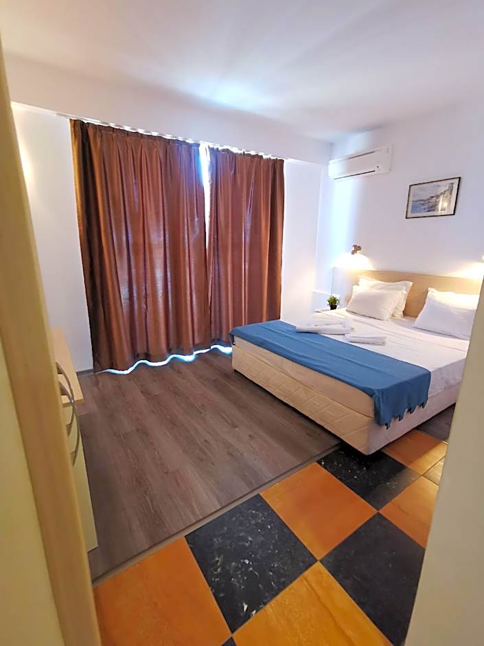 Largo Beach Hotel