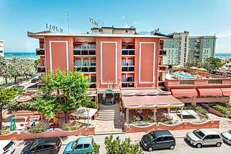 Hotel Joli