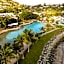Nomads Airlie Beach Hotel