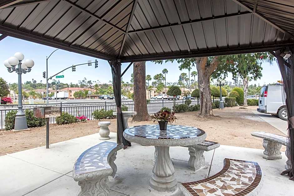 Rodeway Inn Escondido Downtown