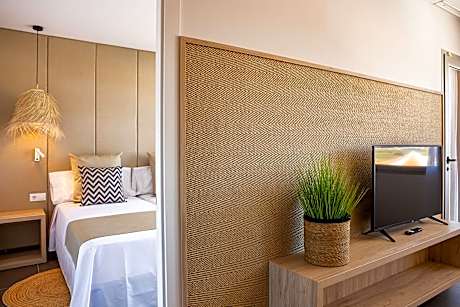 Apartment, 2 Bedrooms (1 Double Bed, 2 Twin Beds and 1 Double Sofa Bed)