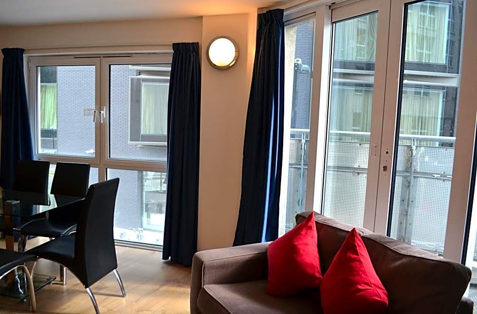 Access Apartments City