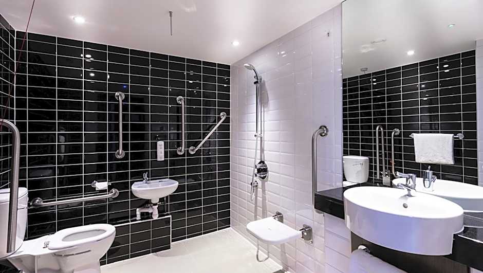 Holiday Inn Express Wakefield By IHG