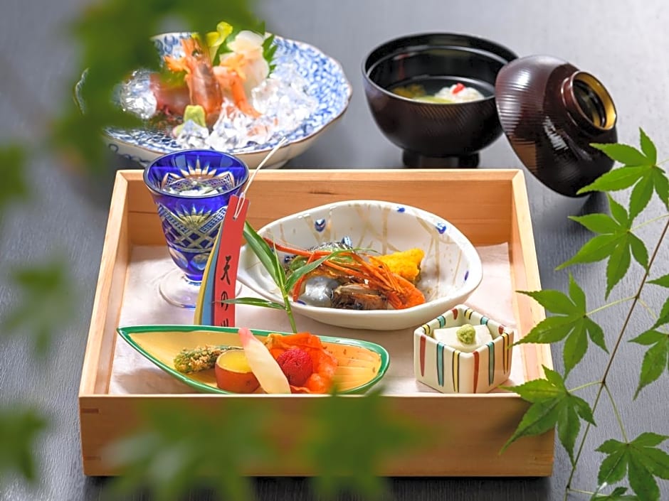 Kasuga Hotel