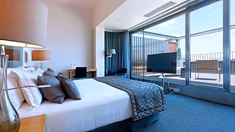 Deluxe Double Room with Terrace