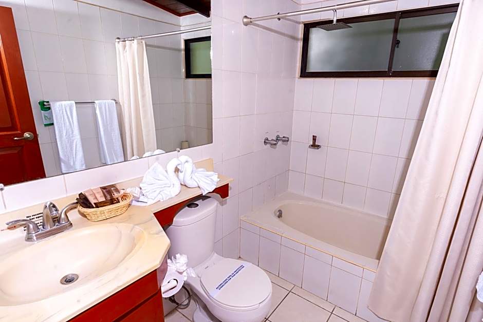 Best Western Las Mercedes