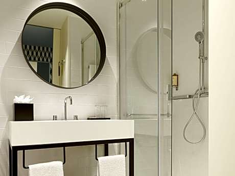 Classic Twin Room with Sofa Bed - Garden View