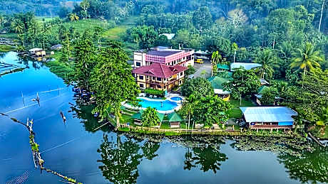 Sunrise Garden Lake Resort