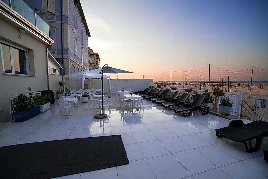 Riviera Mare Beach Life Hotel