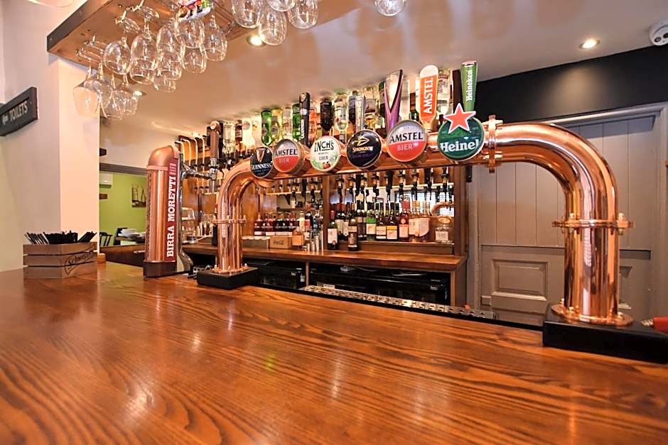 The Halford Bridge Inn