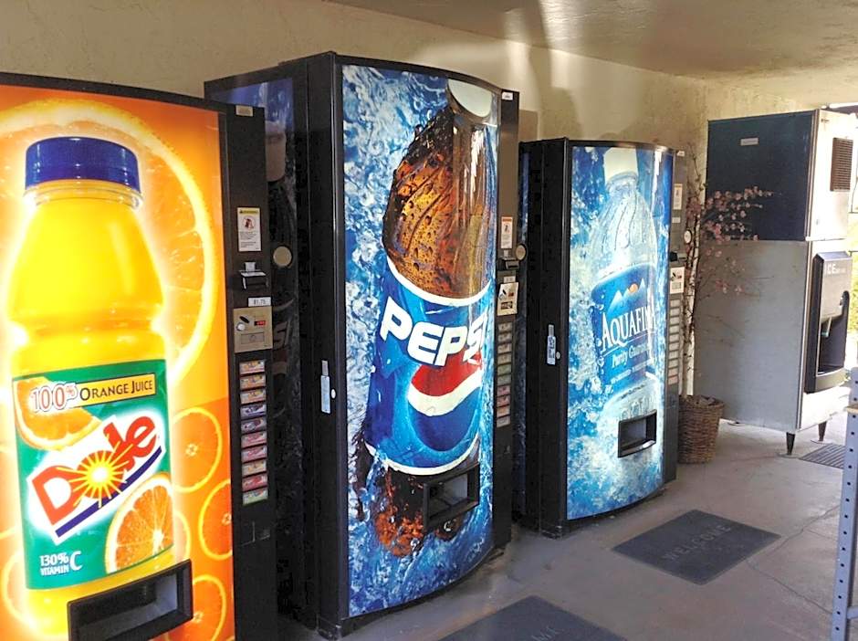 Days Inn by Wyndham Oceanside