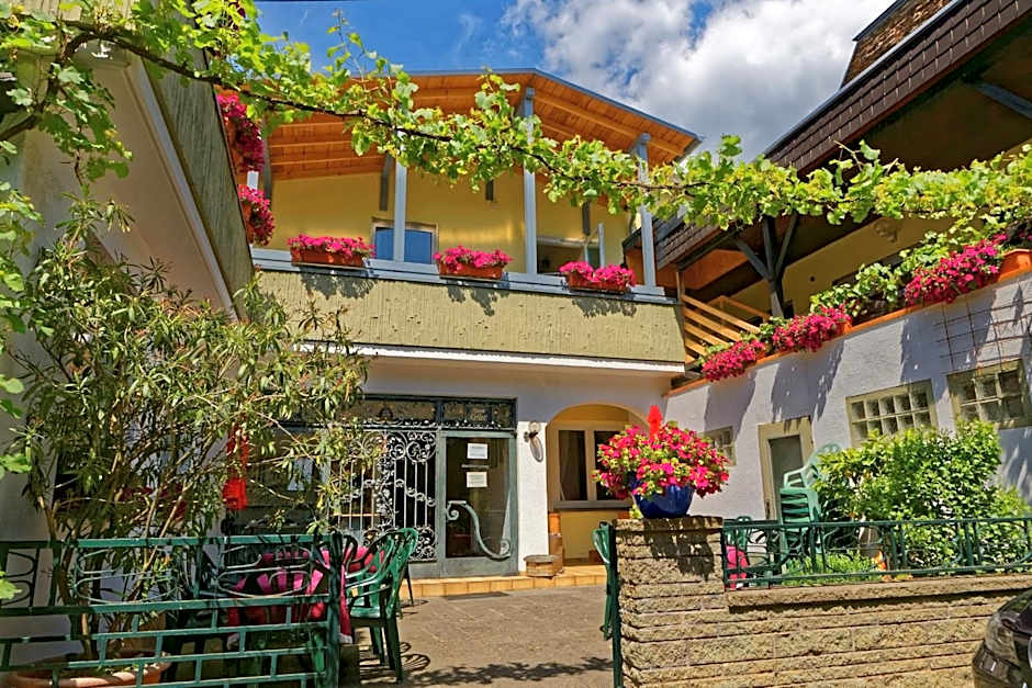 Moselstern Hotel Zum guten Onkel