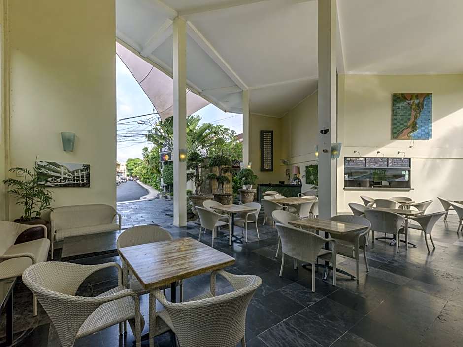 Bali Court Hotel & Apartment