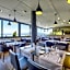 Lake Geneva Hotel