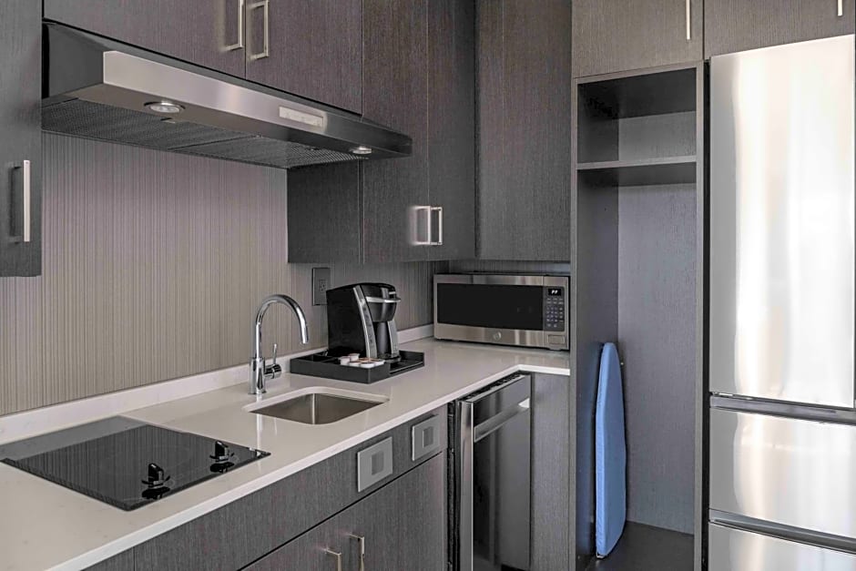 Staybridge Suites Boston Logan Airport - Revere By IHG