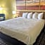 Days Inn by Wyndham Park City Kansas