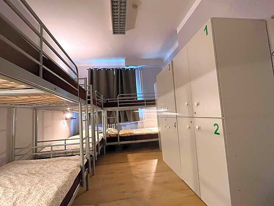 Jasna Hostelik self check-in