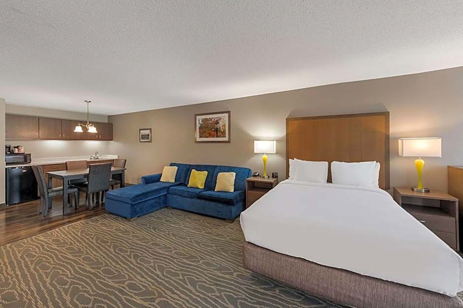 Comfort Inn & Suites Tipp City Dayton North I-75