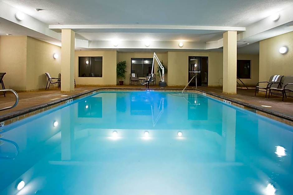 Holiday Inn Express and Suites Los Alamos Entrada Park By IHG